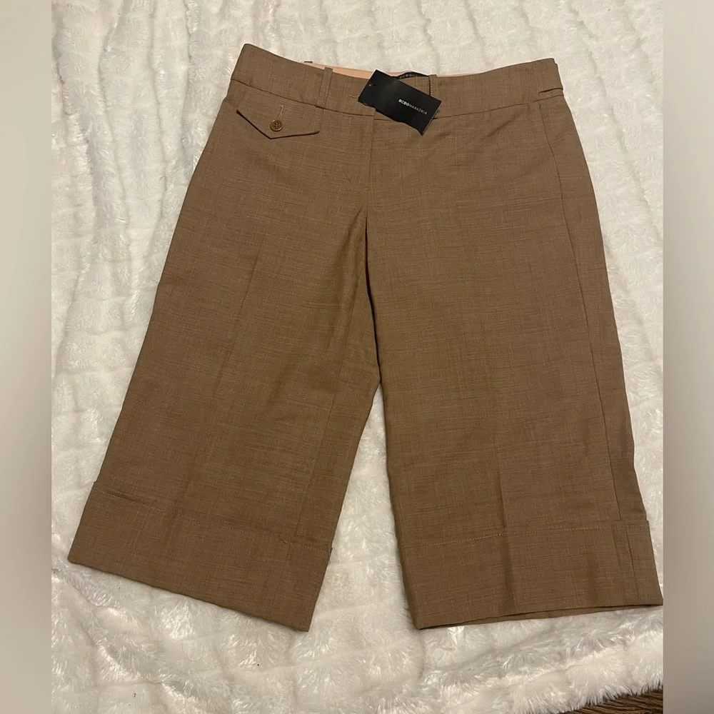 BCBGMaxAzria Elegant Black and Cream Design - Picture 3 of 16